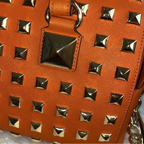 Michael Kors PYRAMID STUDDED GRAYSON Satchel - Picture 8 of 10